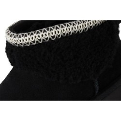 UGG Classic Curly Boot B0CQJMZV5R Jupe Assortie